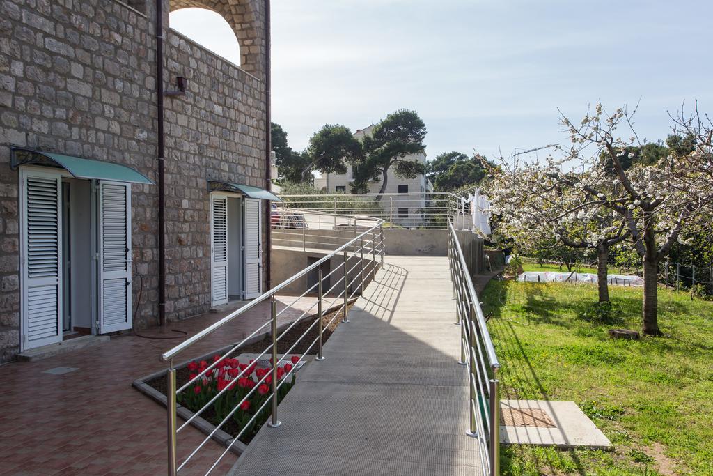 Guest House Eight Roses Dubrovník Exteriér fotografie