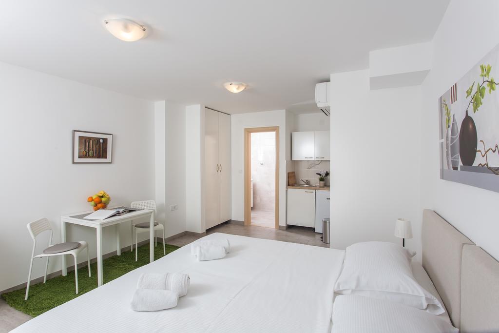 Guest House Eight Roses Dubrovník Exteriér fotografie