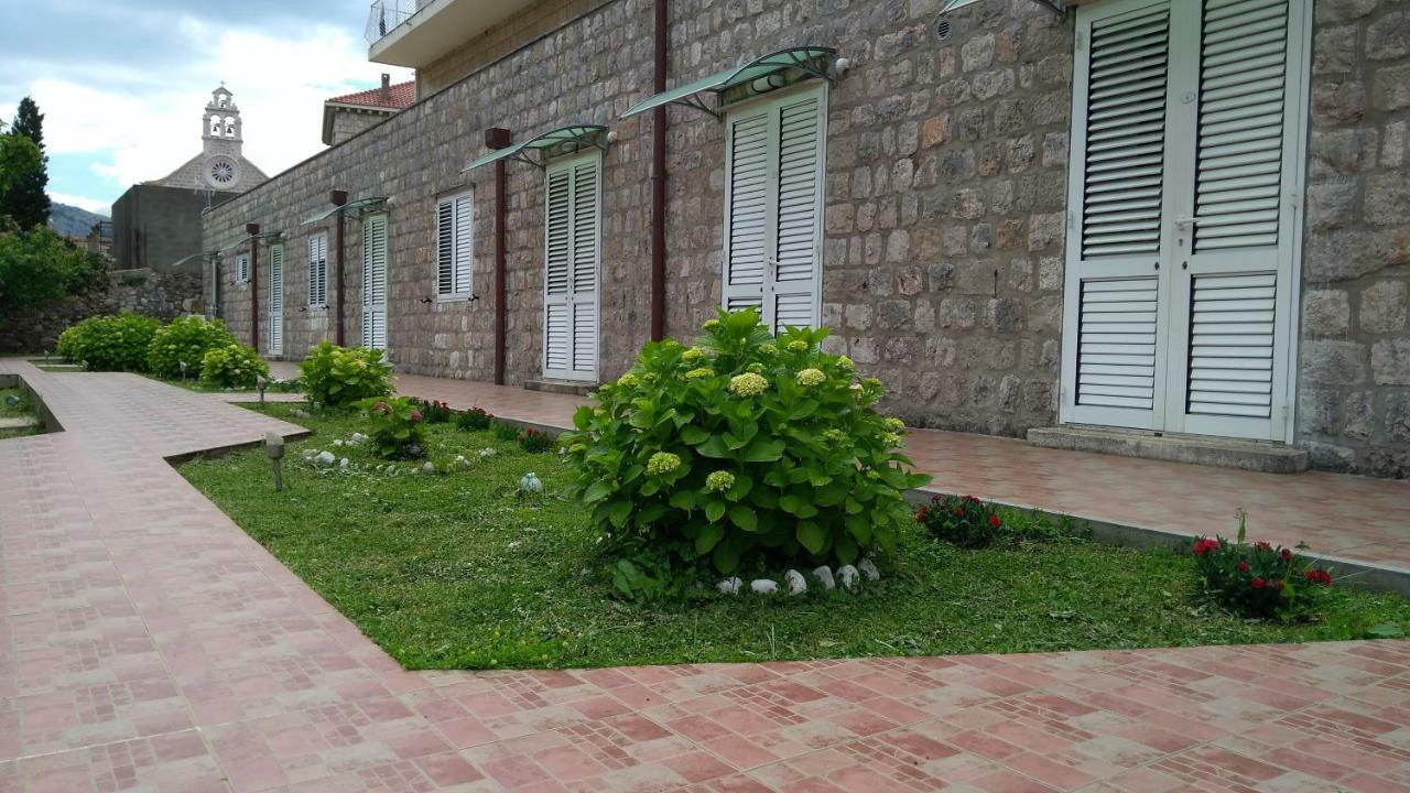 Guest House Eight Roses Dubrovník Exteriér fotografie